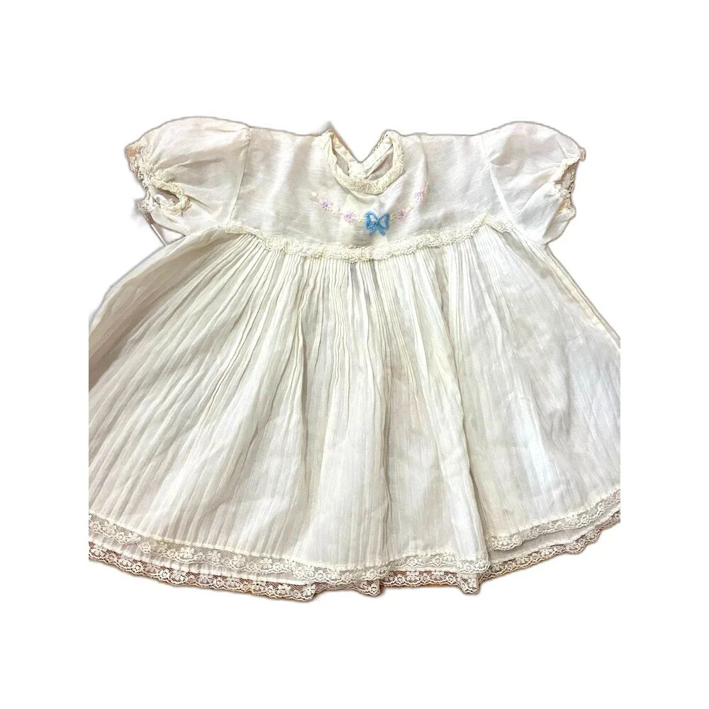 Vintage White Cotton Baby Dress Floral Embroidered Lace‎ Trim Pleated Heirloom